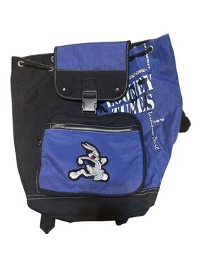 Vintage 1996 Looney tunes backpack featuring Bugs Bunny